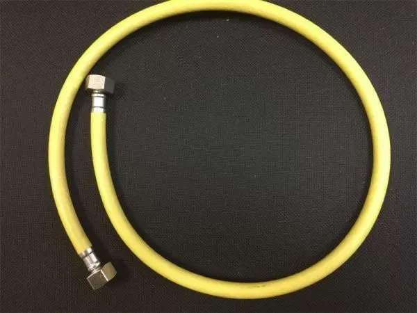 Газовая подводка 1/2 ПВХ 4,0 гг 10*15 в блистере